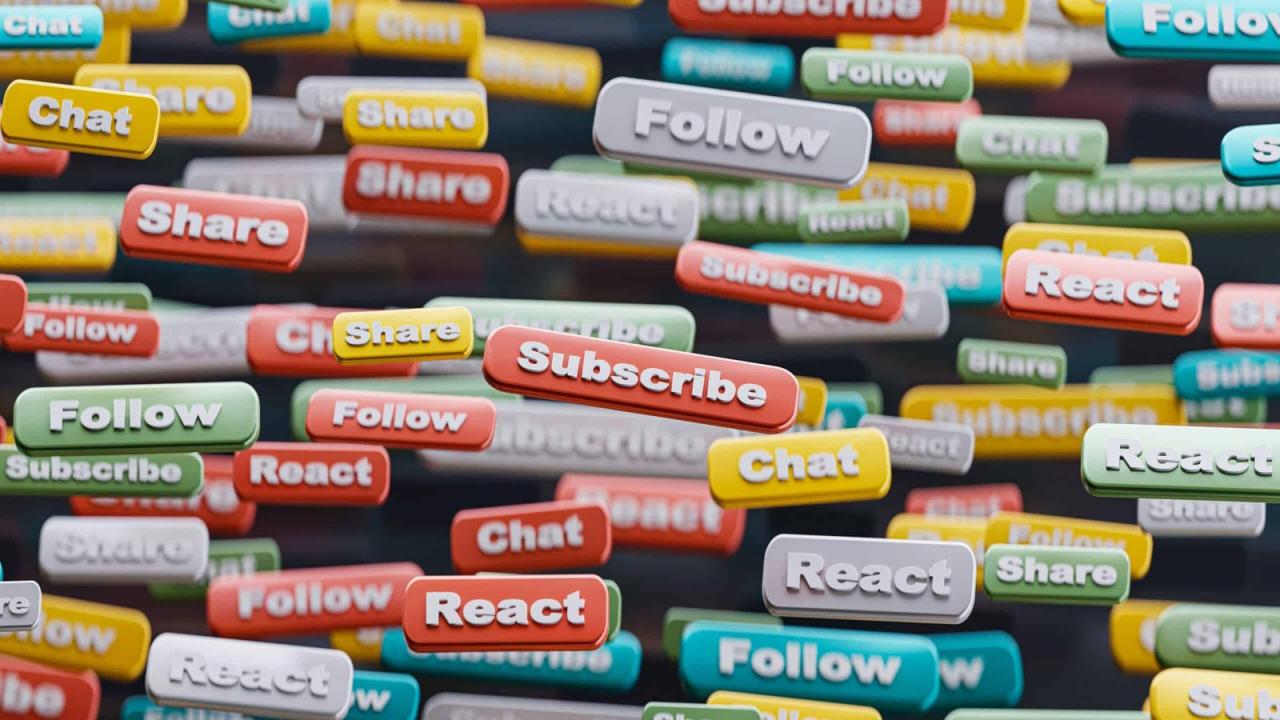 How Do Social Media Algorithms Affect Public Opinion