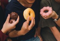 6 Mental Health Effects of Eating Too Much Sugar