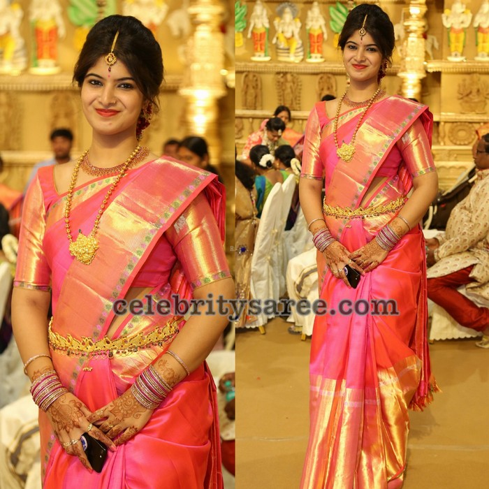 Pink and Large Gold Border Saree - Saree Blouse Patterns Best Mobile Games For Low-End Devices